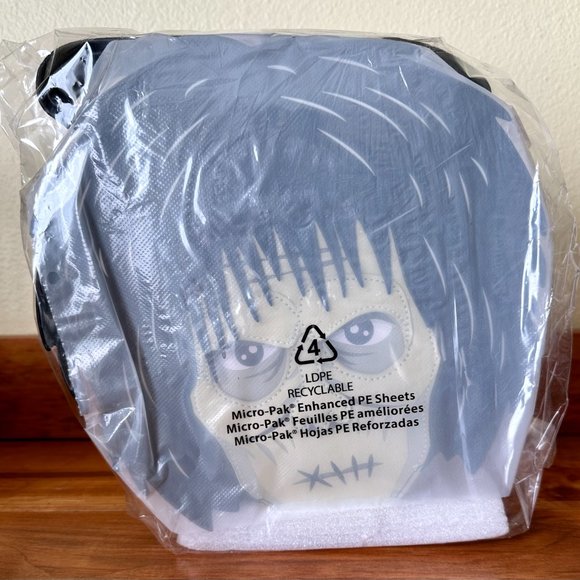 Hocus Pocus Billy Butcherson Cosplay Crossbody Purse - Entertainment Earth Excl: - Picture 7 of 10